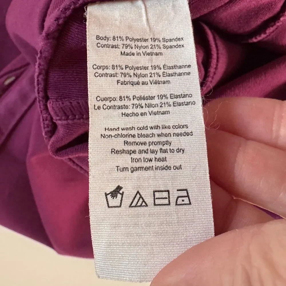 Alo High Waisted Patina Yoga Capri Pants Leggings 3158 Purple Burgundy Pilates